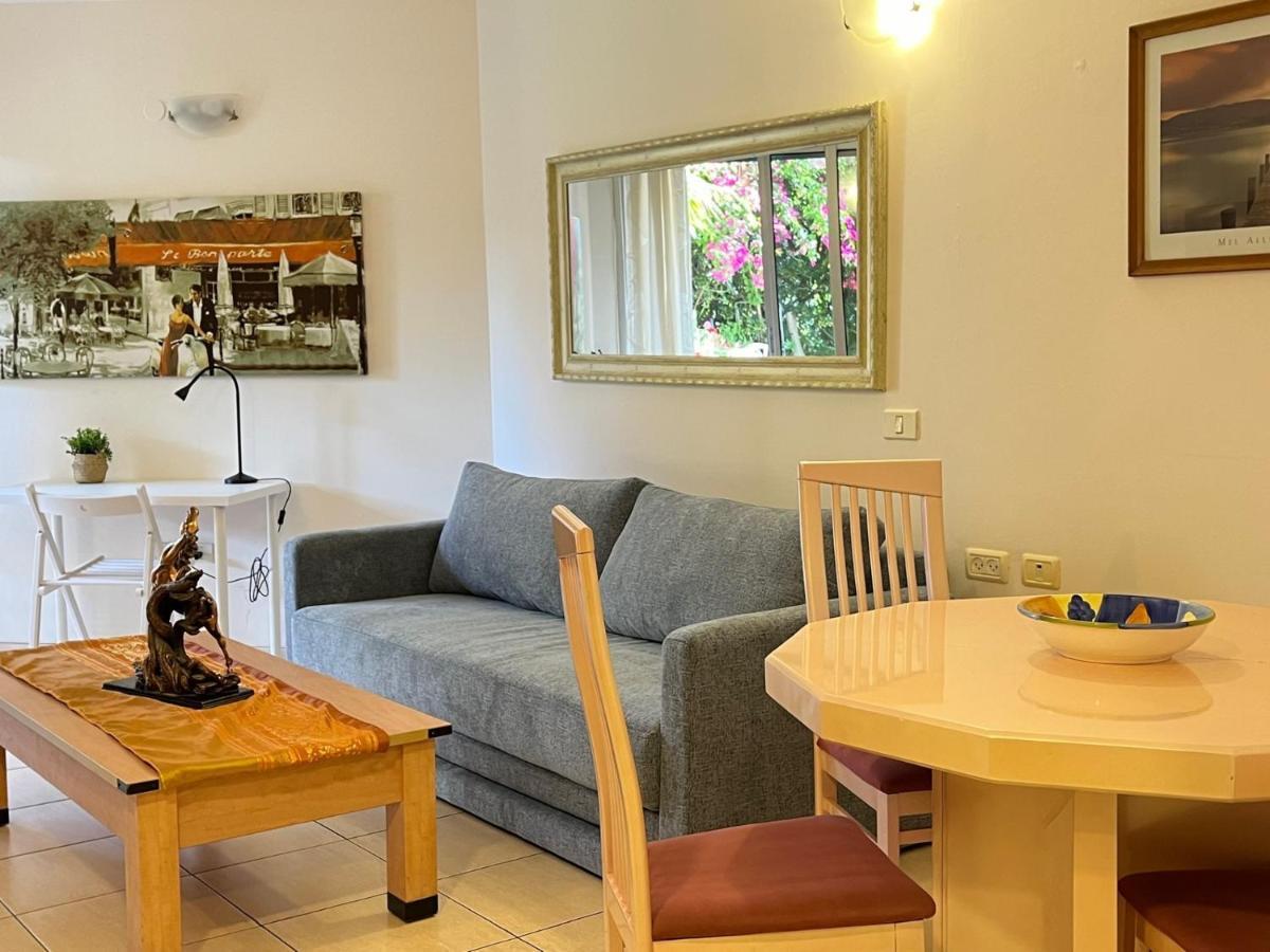 Last Minute Herzliya ภายนอก รูปภาพ